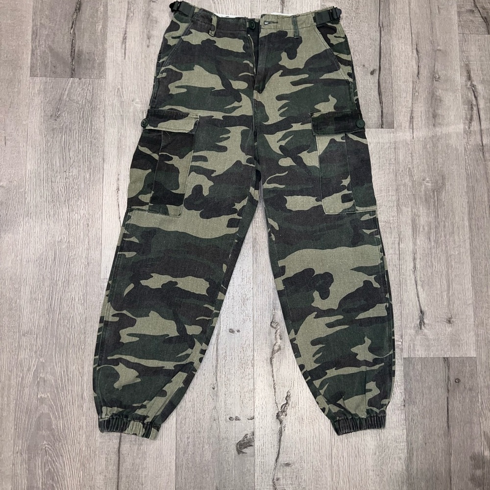 NEW FashionNova cargo pants